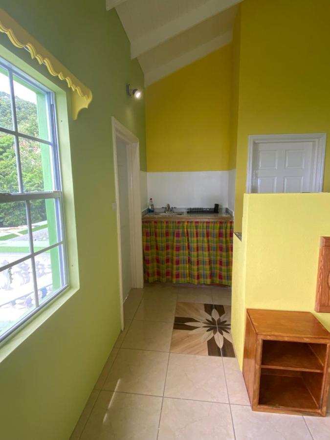 Greenhouse On The Hill, Sea View Studio Apartment Laborie 外观 照片