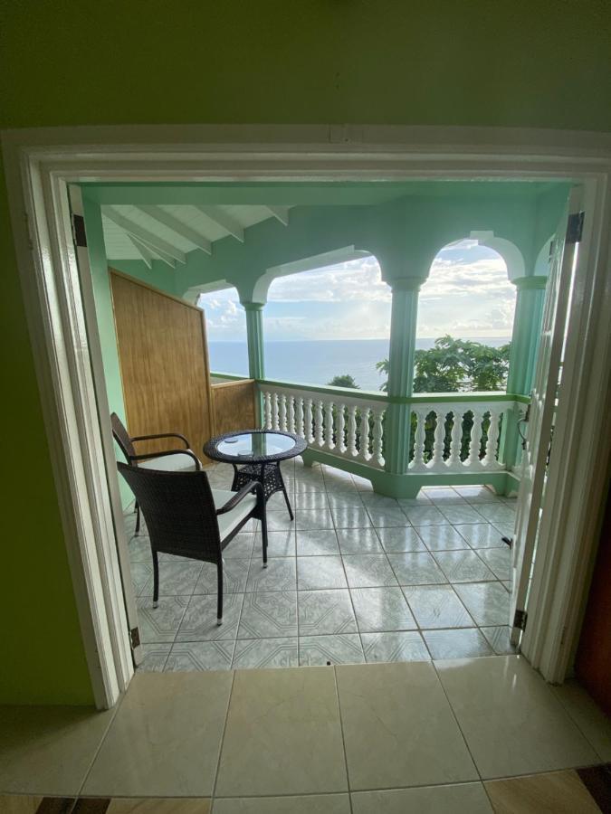 Greenhouse On The Hill, Sea View Studio Apartment Laborie 外观 照片